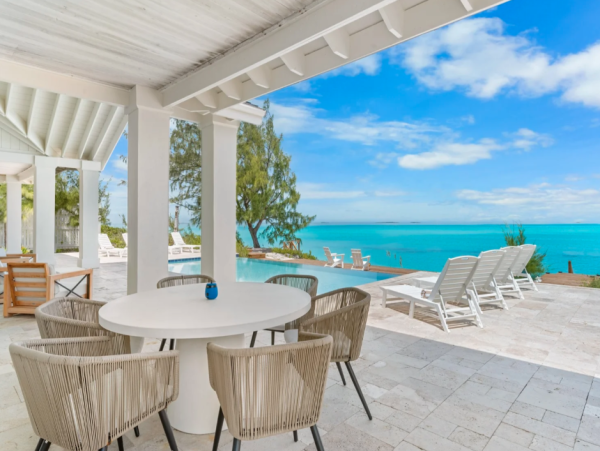Luxurious 7-Bedroom Beachfront Retreat in Little Exuma, Bahamas